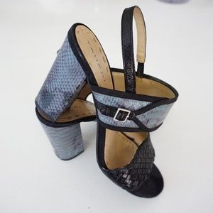 Tahari Jada Sandals 7.5